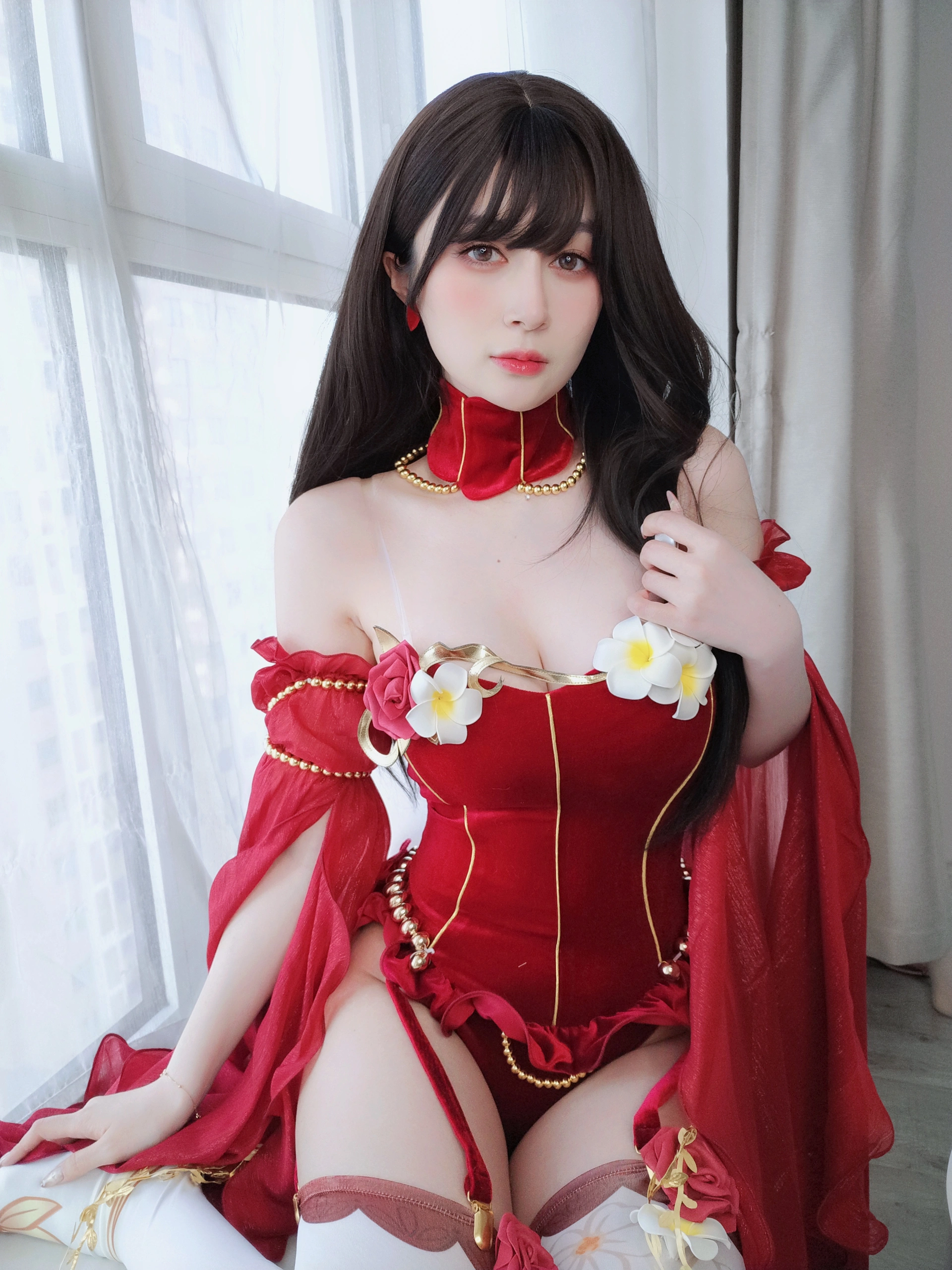 白银81 – NO.150  赤いドレス 0